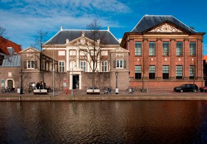 Musée "La Halle aux Draps" (Lakenhal), Leyde