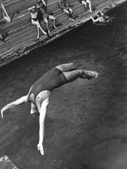 Alexander Rodchenko, A Jump into Water, 1932–1934. Sepherot Foundation, Vaduz, Liechtenstein